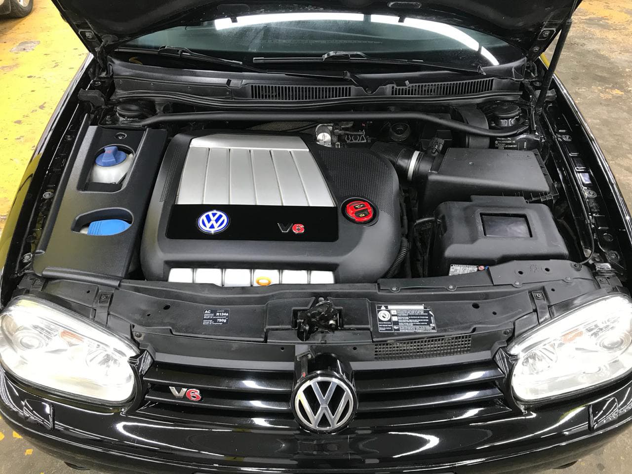 VW MK4 Engine Panel with Bracket for 5.5L Washer Tank for Bora, Jetta, Golf, R32, VR6 (1999–2006) product image